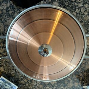 Elegant Copper and Stainless Steel Cookware Pot